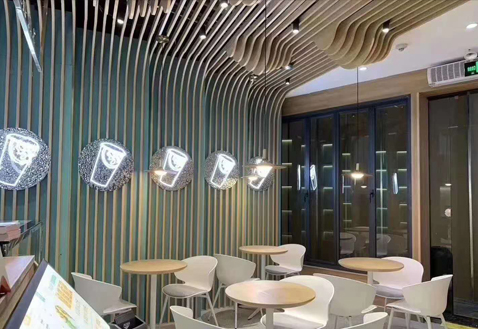 得樂奶茶店